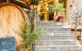 Hotel Weingut Dehren